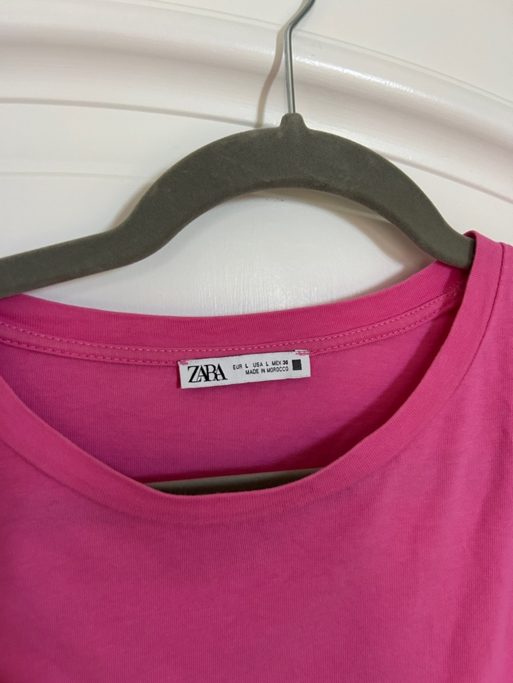 Zara Pink Ruffle Sleeve Cropped Tee - Picture 3 of 3